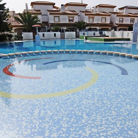 Apartamento Familiar Junto A La Playa De San Fernando - Oliva Extérieur photo
